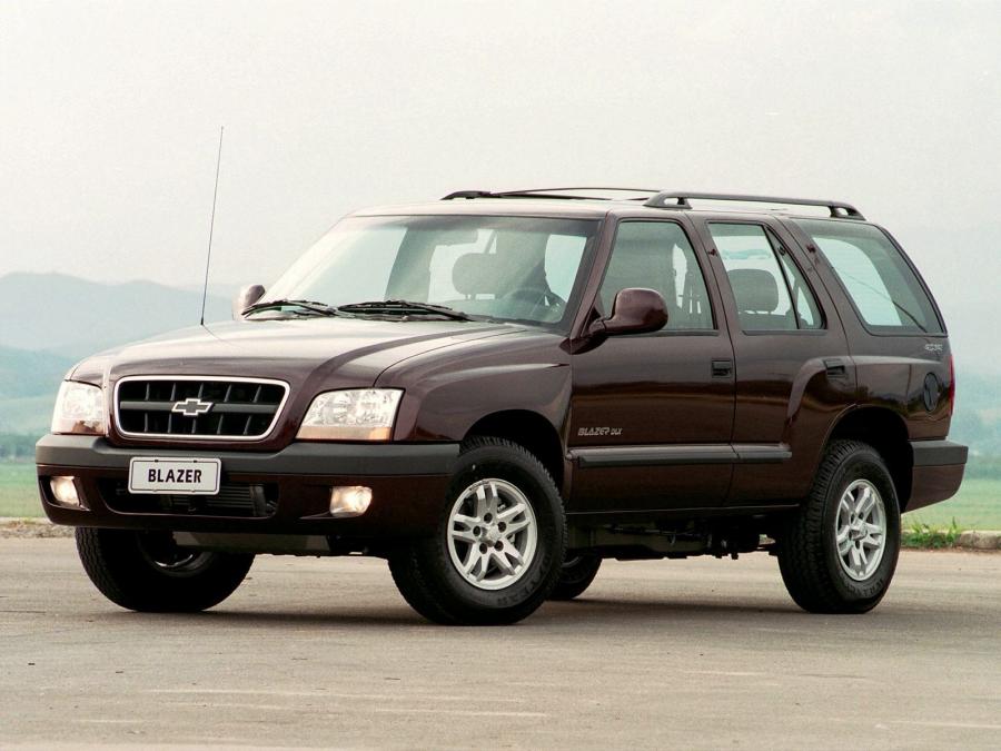  Chevrolet Blazer 2003 года  (BR) (фото 5 из 13)